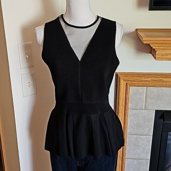 White House Black Market Top - Picture 1 of 4